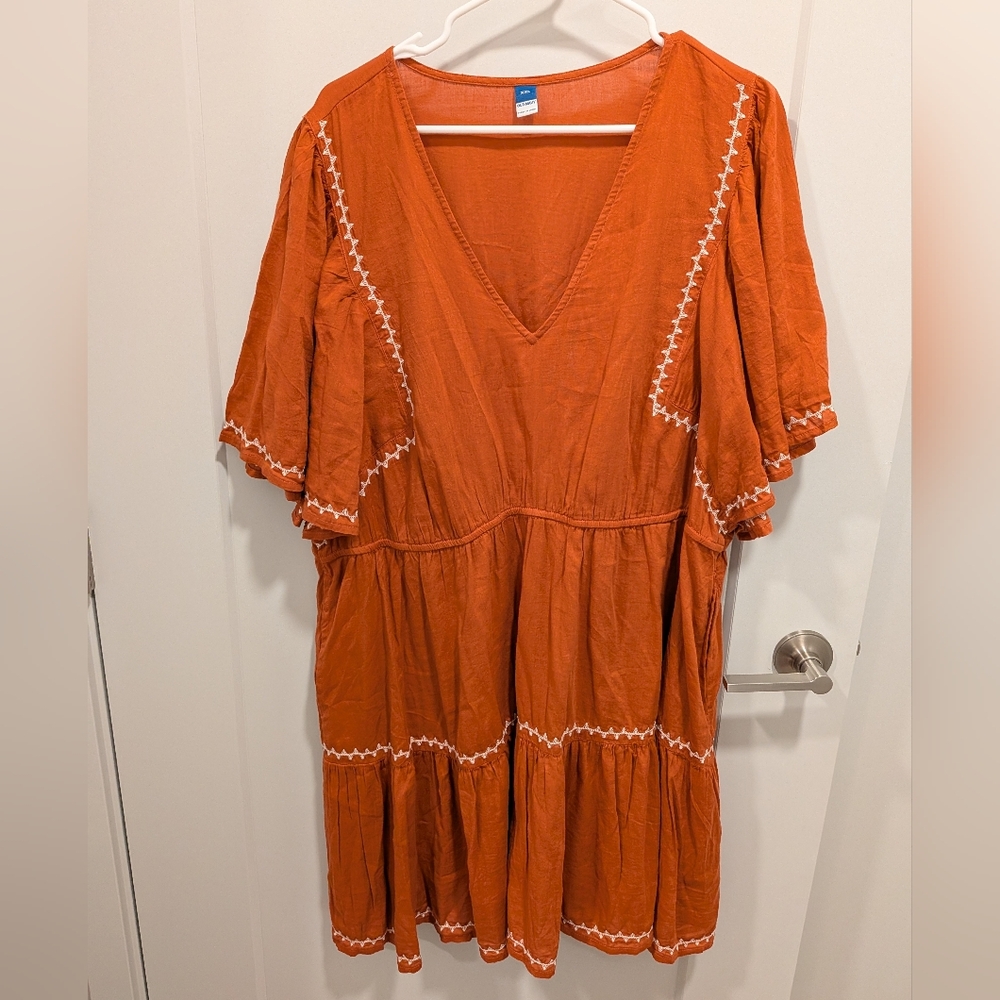 Old Navy Rust Orange V‑Neck Tiered Gauze Dress with White Embroidery